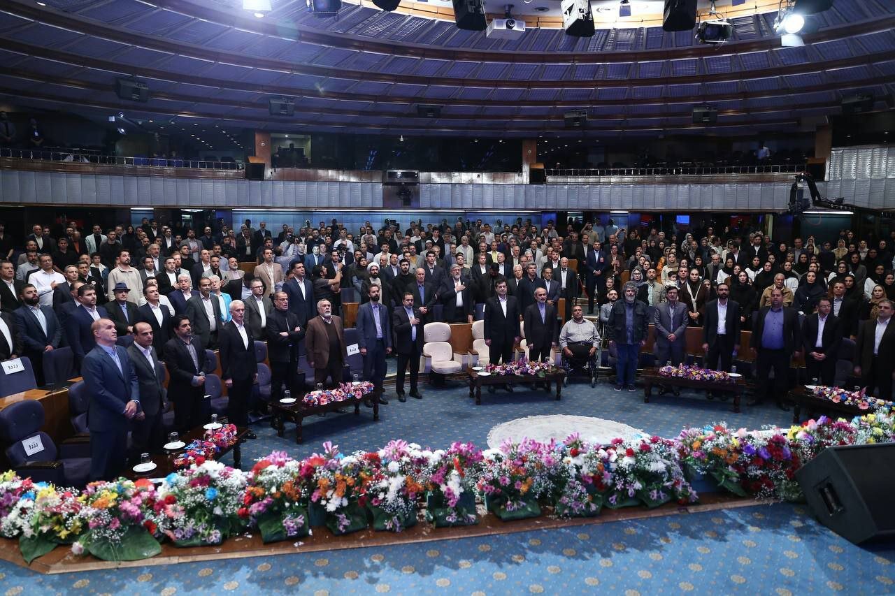 قهرمانان سال ۱۴۰۳ ورزش ایران معرفی شدند؛ انتخاب مهدی طارمی خبرساز شد! قهرمانان سال ۱۴۰۳ ورزش ایران معرفی شدند؛ انتخاب مهدی طارمی خبرساز شد!