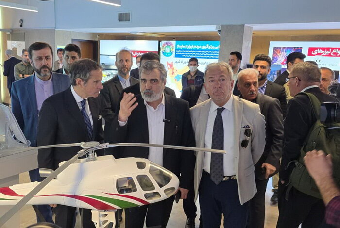 Grossi "Nükleer Endüstri Başarıları" sergisini ziyaret etti