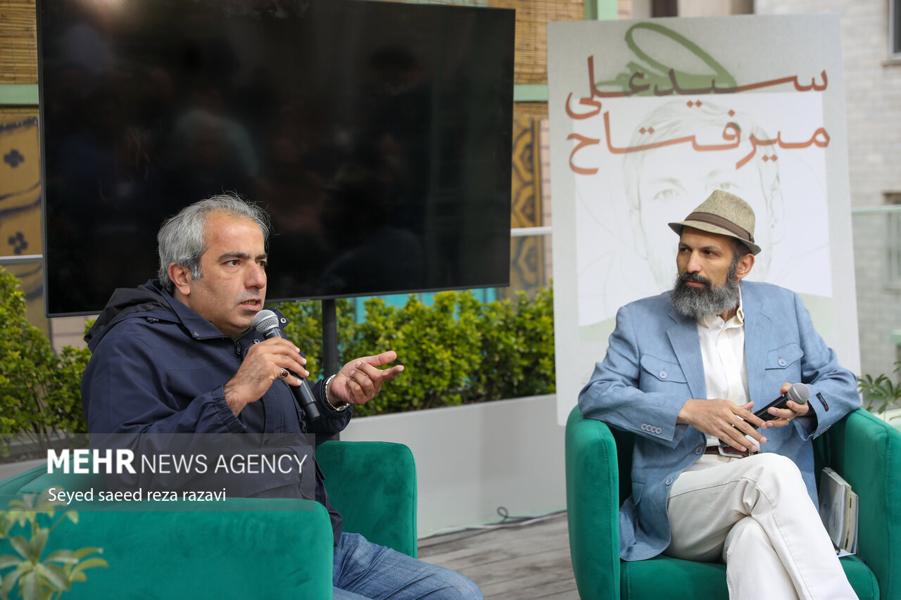 سیدعلی میرفتاح، سردبیری که ستاره مجلات خودش است