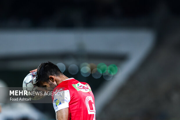 سایه پرسپولیس از سر تراکتور کم شد؛ استقلال و چهار تیم دیگر گزینه سقوط!