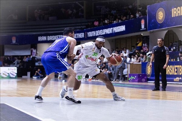 طبیعت نیمه نهایی لیگ بسکتبال را با برد آغاز کرد طبیعت نیمه نهایی لیگ بسکتبال را با برد آغاز کرد