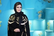 رز رضوی در نمایش «به یک قاتل ساده نیازمندیم»