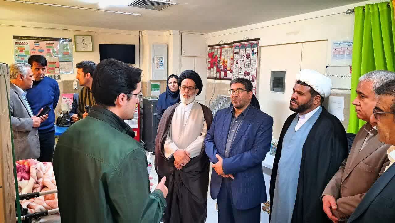 اهدای دستگاه دیالیز ازمحل موقوفات به بیمارستان امیرالمومنین (ع)خدابنده