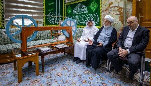 اهدای طولانیترین قرآن دستنویس جهان به حرم امام حسین (ع)