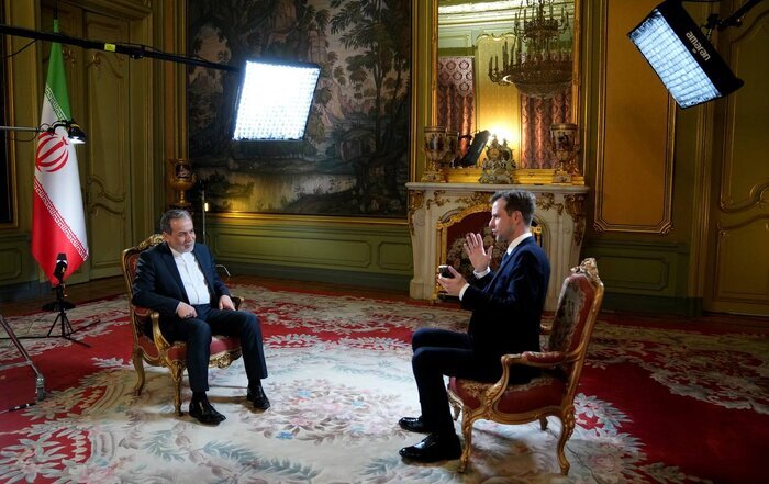 عراقچی: ایران برای توسعه نشستهای سهجانبه با چین و روسیه آماده است