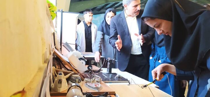 هفته مشاغل فرصتی برای انتخاب آگاهانه آینده شغلی دانشآموزان