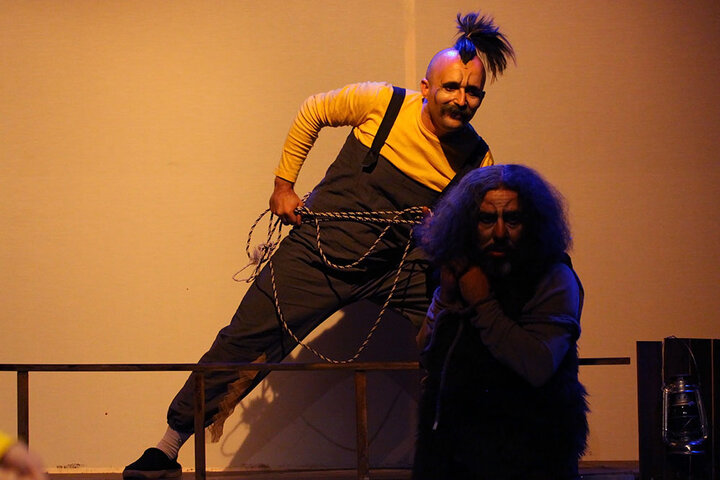 «خونه مادربزرگه» استعارهای نوستالژیک از وطن است