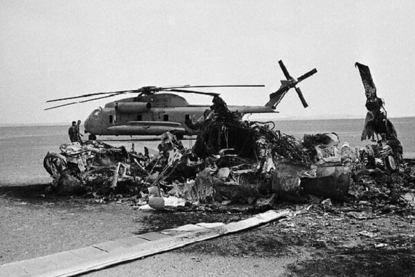 1980’de İran’da ne oldu? Tebes’te ABD’ye tarihi bir tokat