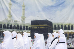 بازگشت سلامت ۸۵۰ زائر حج کرمانشاهی با هماهنگی‌های هوایی و زمینی