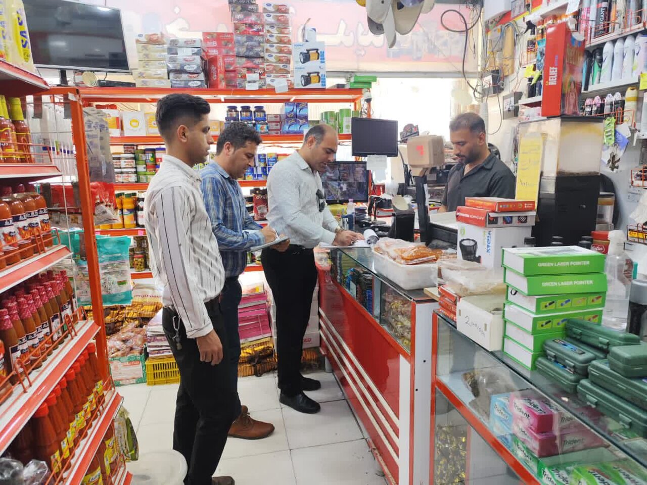 ۱۳۶ پرونده تخلف صنفی در طرح نظارتی شهرستان گناوه