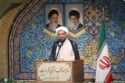 خدمت به مردم وظیفه مسئولان است؛لزوم توجه به معیشت کارگران