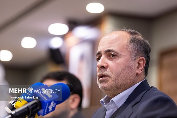 وزیر جهاد کشاورزی خواستار بازنگری کاهش سوخت ماشینهای کشاورزی شد