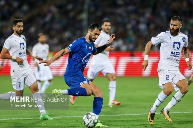 جباری ریسک کرد اما معجزهگر نیست/ چند «مقصر» باید از استقلال بروند