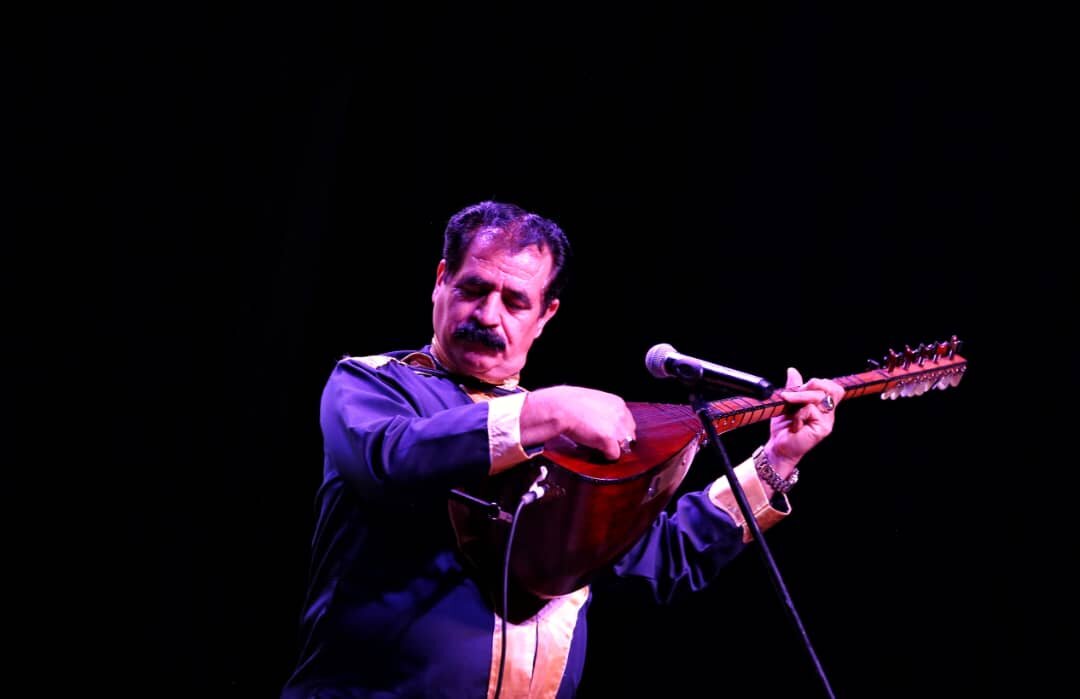 آغاز هفدهمین جشنواره موسیقی نواحی نوای موسیقی اقوام ایران در بندرعباس 4 بزم شادی اقوام ایرانی در بندرعباس بهپا شد