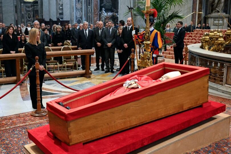 پوپ فرانسس کی آخری رسومات جاری+ تصاویر، ویڈیو