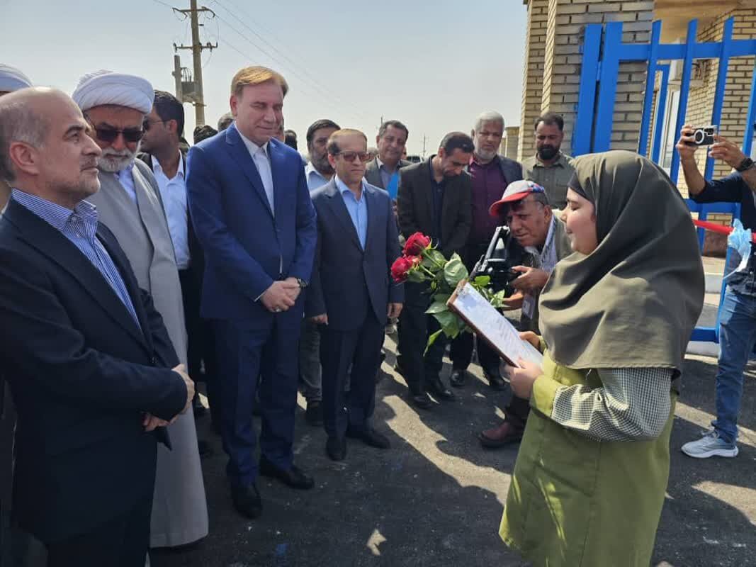 دولت نگاه ویژهای به معیشت مردم در مناطق ساحلی دارد