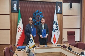 إيران وقيرغيزستان توقعان على اتفاقية مالية لتطوير التعاون الاقتصادي بين البلدين