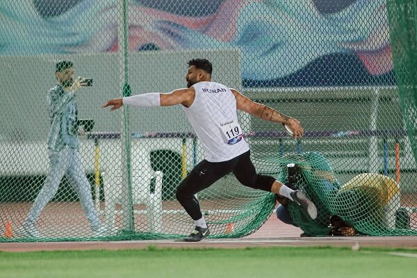 دلایل مخالفت فدراسیون دوومیدانی با حضور قهرمان المپیک در ایران