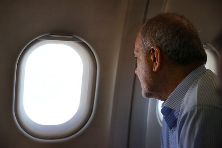 Pezeşkiyan patlama bölgesinde incelemelerde bulundu (+video)