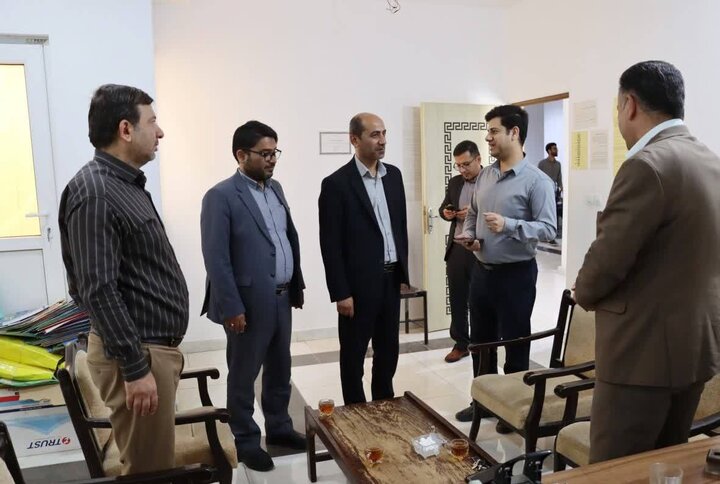 استیفای حقوق کارگران در دشتی با جدیت پیگیری شود استیفای حقوق کارگران در دشتی با جدیت پیگیری شود