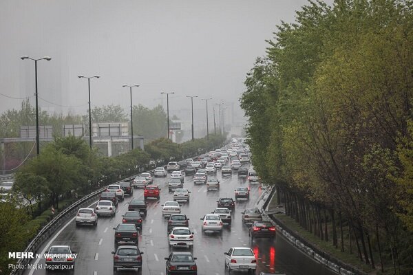 رشد ۰.۲ درصدی تردد وسایل نقلیه در جادههای استان تهران در خردادماه