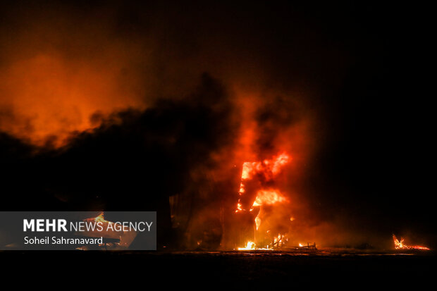 فعالیتهای گمرکی تداوم دارد؛ افزایش تعداد فوتیها به ۴۰ نفر هیچ گاز سمی در بندر شهید رجایی موجود نیست