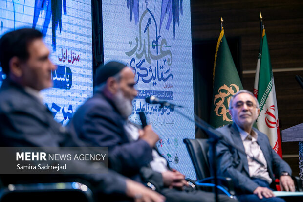 از ممیزی اشعار آئینی تا پدری برای مداحان؛ حاصل یک عمر فعالیت «آهی»