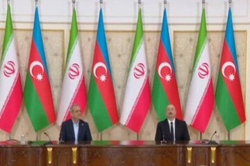بزشكيان: إيران وأذربيجان لديهما الكثير من القواسم المشتركة ولن نسمح لأي جهة أن تزعزع العلاقات بيننا