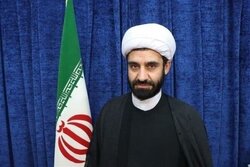 آینده ۲۸ هزار دانش‌آموز را به بازی‌های جناحی گره نزنید
