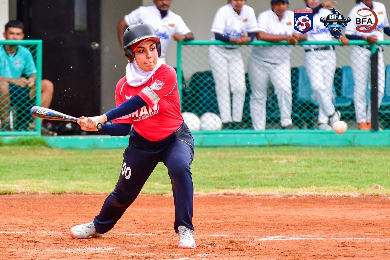 women baseball