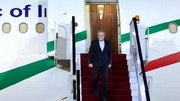 رئيس الجمهورية يصل إلى طهران عائدا من زيارة رسمية إلى باكو