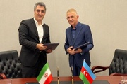 إيران وأذربيجان توقعان على اتفاقية لتطوير ممرات الاتصالات ونقل البيانات