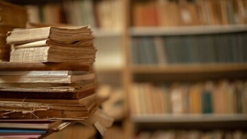 سنت؛ امکان یا محدودیت؟ پاسخ به دوقطبی سنت‌گرایی و سنت‌ستیزی