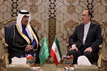 نائب رئیس مجلس الشورى: يجب إزالة عوائق التعاون الاقتصادي بين إيران والسعودية