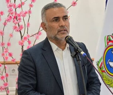 شهرداری و شورای گناوه برای رفع مشکل مسکن نیروهای خدماتی تلاش کنند