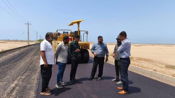 آغاز عملیات آسفالت معابر ۸ روستای شهرستان دیلم