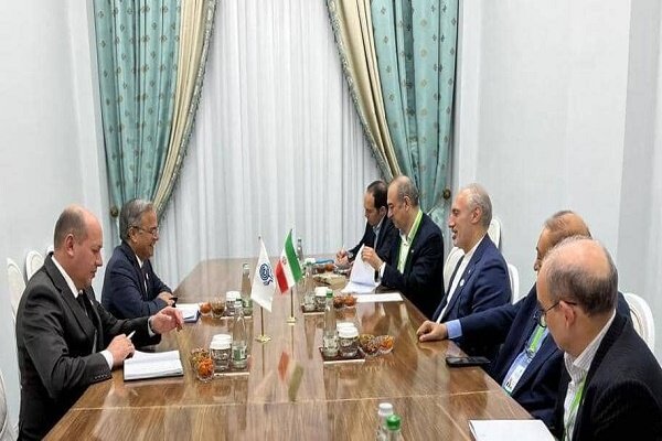 İran Cumhurbaşkanı Yardımcısı, ECO Genel Sekreteri ile görüştü İran Cumhurbaşkanı Yardımcısı, ECO Genel Sekreteri ile görüştü