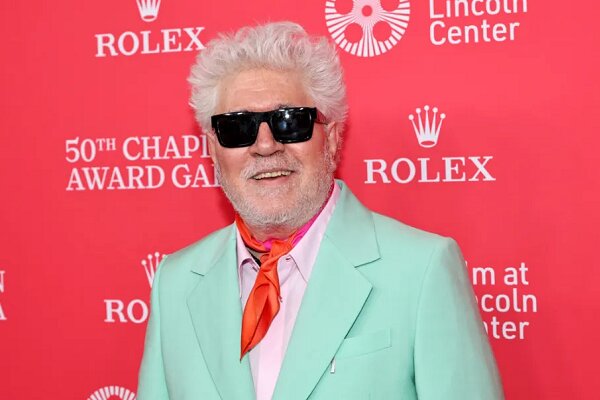 سخنان آتشین پدروآلمادوار علیه ترامپ: تو فاجعهای!