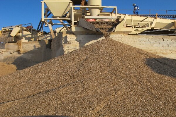 واحد تولید شن و ماسه در ارومیه به دلیل آلایندگی هوا تعطیل شد