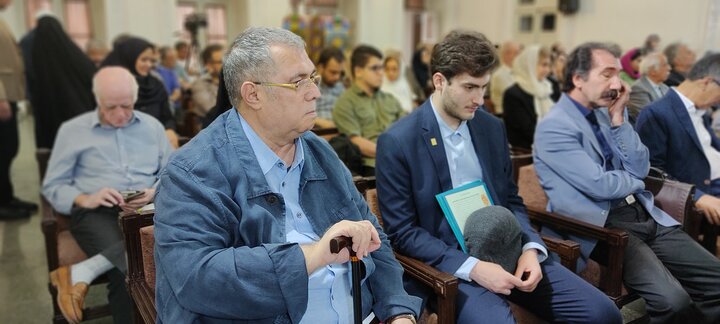 دشمنیها با رستم است، کسی با شُغاد کار ندارد