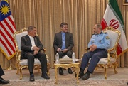 وزير الزراعة الماليزي يلتقي وزير الدفاع الايراني في طهران
