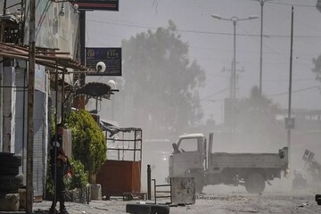 بالفيديو.. اشتباكات عنيفة بين مجموعات درزية وعناصر من الجولاني في سوريا