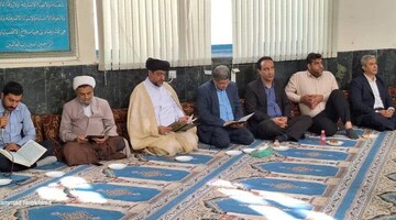 آئین یادبود جان‌باختگان حادثه بندر شهید رجایی در گناوه برگزار شد