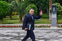 وزیر نفت: راه کنترل واردات بنزین، بهینه‌سازی مصرف است+ فیلم