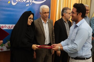 همایش روز کار و کارگر در دشتستان  برگزار شد