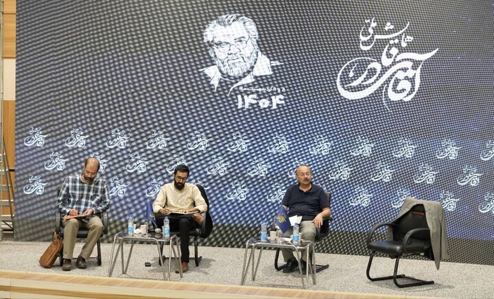 همدردی سینماگران با داغ بندر؛ با هوش مصنوعی جای حاج نادر پر نمیشود از همدردی سینماگران با داغ بندر تا فیلم پرانتقادی که به اکران رسید!