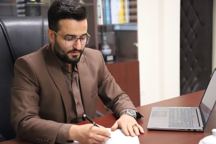 نصب برچسبهای تبلیغاتی جرم محسوب میشود؟