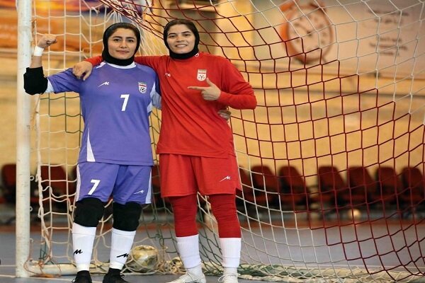 گلر تیمملی فوتسال: توسلی را رقیب نمیدانم/ انتقادها بیرحمانه بود