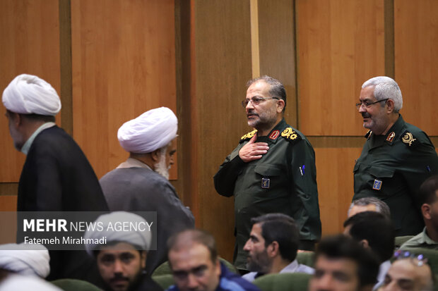 سردار غلامرضا سلیمانی رئیس سازمان بسیج در همایش سراسری حفظ انسجام