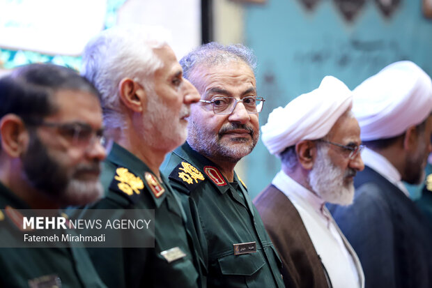 سردار غلامرضا سلیمانی رئیس سازمان بسیج در همایش سراسری حفظ انسجام